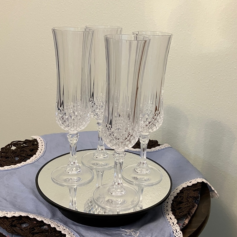 VINTAGE LONGCHAMP FLUTES 24% CrIstal d Arcs Champagne  (singles or set of 2,3,4)